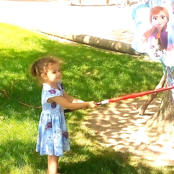 Meet your Posher, Jennifer - Picture 2 of 6